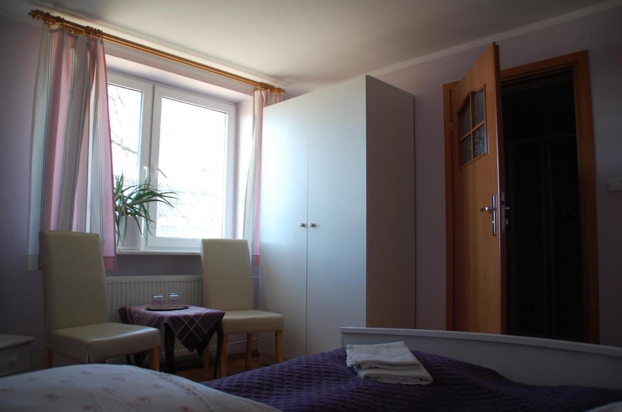 Koral Bed and Breakfast Koszalin Exteriör bild